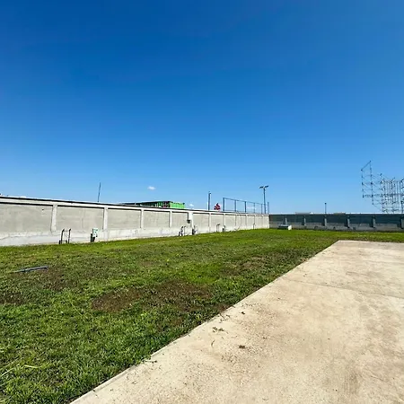 Relax By The Sea キャンプ場 *