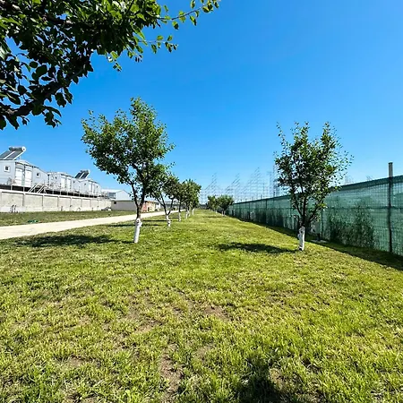 Relax By The Sea キャンプ場